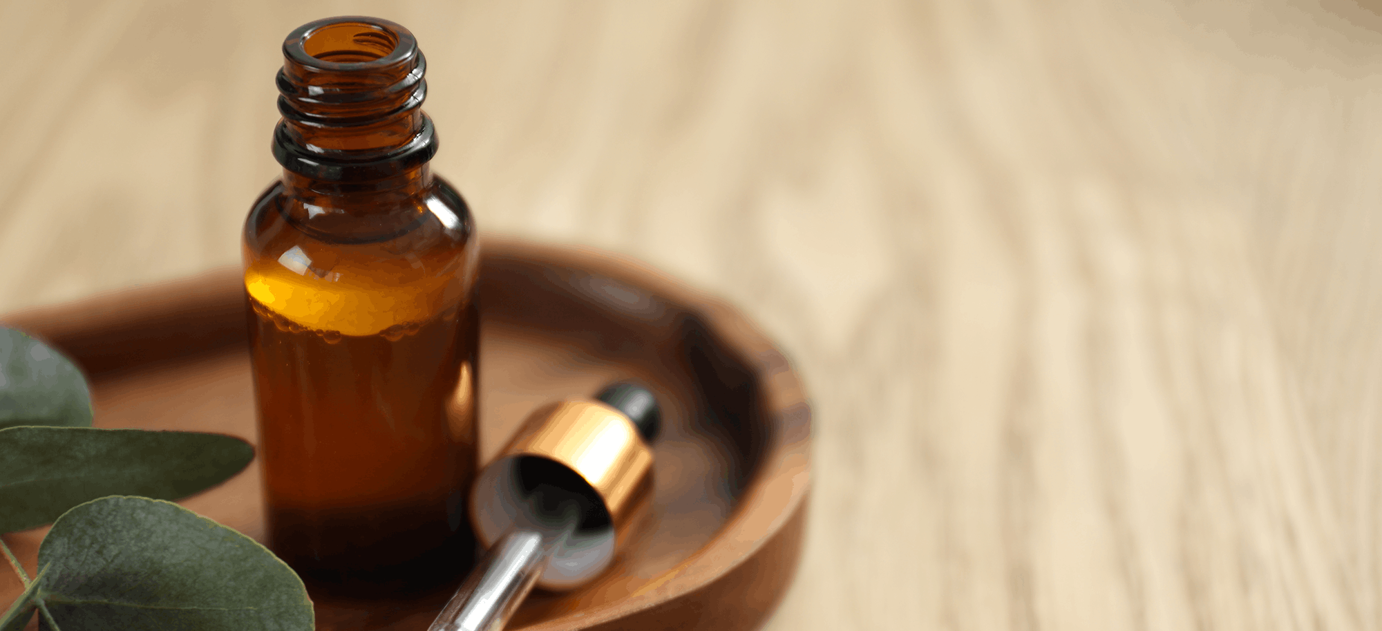 https://dokarrier.demjan-program.creatit.hu/wp-content/uploads/2026/02/aromatherapy-bottle-essential-oil-eucalyptus-leaves-wooden-table-closeup-space-text.png